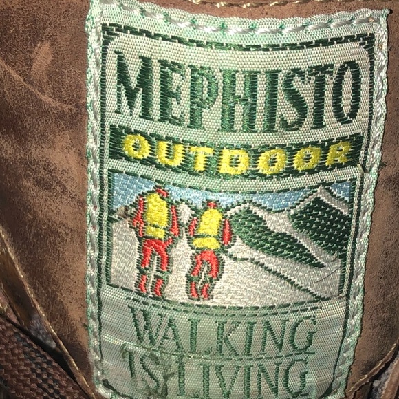 Mephisto Women’s leather hiking boots - Picture 2 of 3